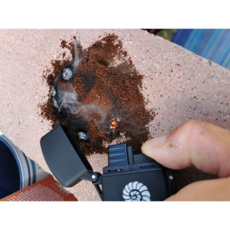 Zapalovač STORM tryskový vodotěsný černý